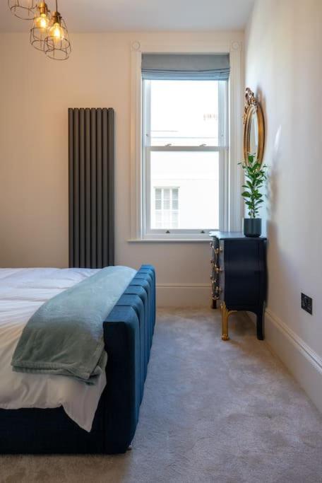 Stylish Beachfront Apartment, Sweeping Ocean Views And Luxury Touches Herne Bay Exterior foto